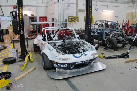 Wreck Racing’s 1UZ-FE V8 Powerd Miata – Engine Swap Depot