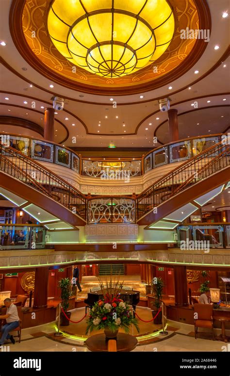 Cunard cruise ship interior hi-res stock photography and images - Alamy