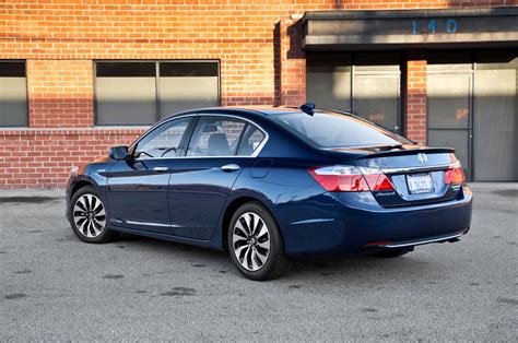 2014 Honda Accord Hybrid First Drive - Automobile Magazine