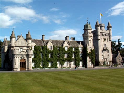 Balmoral – The Queen’s Scottish Retreat | Two Chums