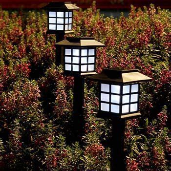 2 Packs Solar-Powered Japanese Style Garden Lamps | Japanese style ...