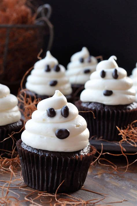 10 Scary Easy Halloween Cupcake Ideas | Halloween desserts, Halloween ...