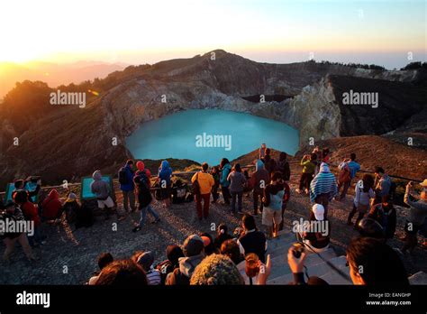 Volcano kelimutu hi-res stock photography and images - Alamy