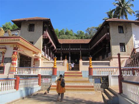 pic 12-pathway leading to kalasa temple - Ghumakkar - Inspiring travel ...