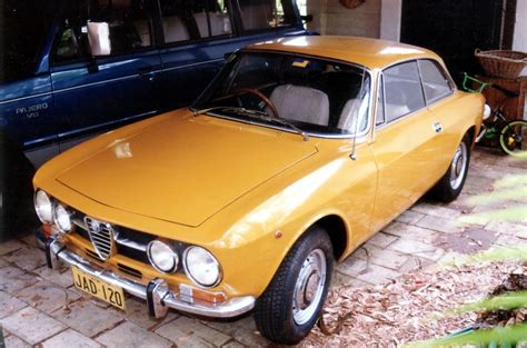 1971 Alfa Romeo 105 GTV - AndrewHickey - Shannons Club