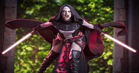 Star Wars: 10 Absolutely Incredible Asajj Ventress Cosplay