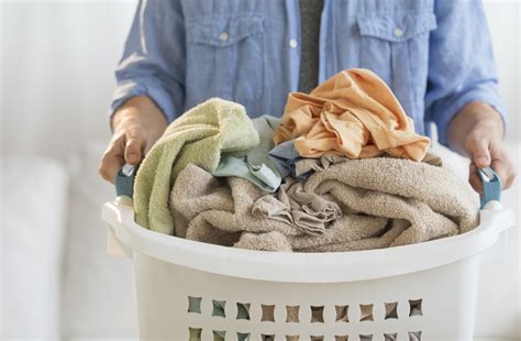 5 Mistakes We All Make When Cleaning Our Sheets | HuffPost