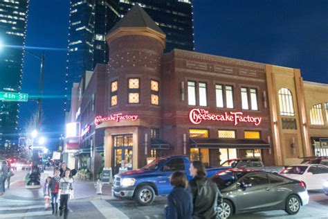 Sundance Square Opens The Cheesecake Factory Today with 8,700-Square-Foot Restaurant | Business Wire