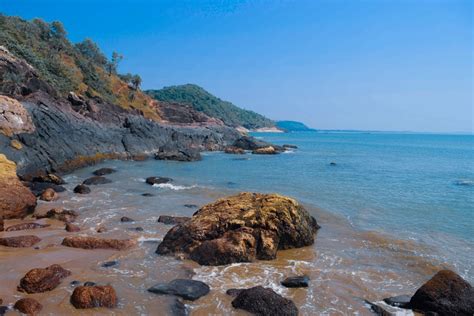 9 Best Beaches in Gokarna - Beach Resorts & Holiday Destinations