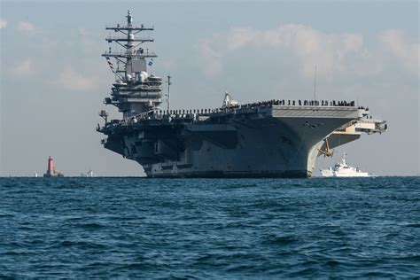 Carrier Strike Group 5 Returns to Yokosuka after Patrol > U.S. Indo ...