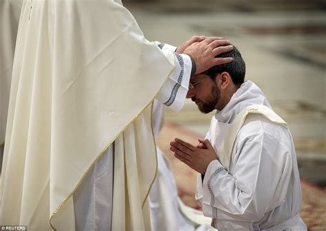 Pope Francis leads mass of ordination at the Vatican | Daily Mail Online