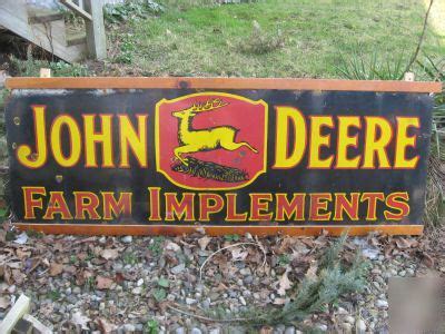 Old vintage john deere tractor farm sign blue red