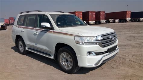 2017 Toyota Land Cruiser Diesel Full Option In Dubai - Car Exporter From UAE - YouTube