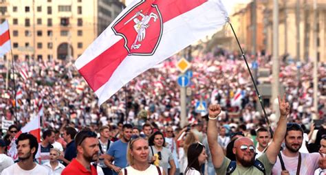 Tens Of Thousands Rally In Belarus As Lukashenko Vows To Stay On – Channels Television