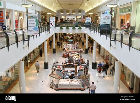 Raleigh North Carolina Crabtree Valley Mall largest shopping center ...