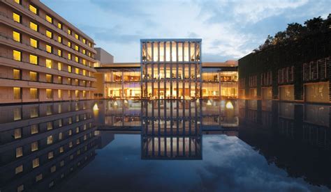 » The Oberoi, Gurgaon