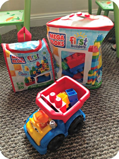 Life Unexpected: The Mega Blok First Builders Review