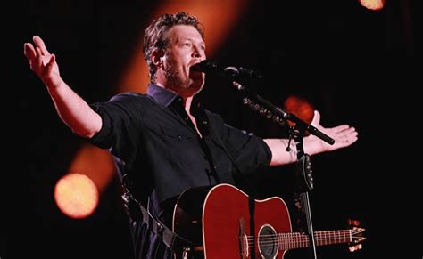 Blake Shelton Announces New 'Blake Shelton (Live) EP'