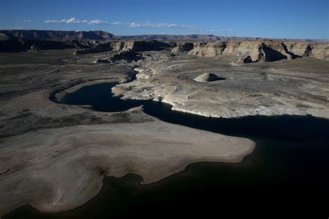 These Photos Of Drought In The Colorado River Basin Are Beautiful And Depressing | HuffPost