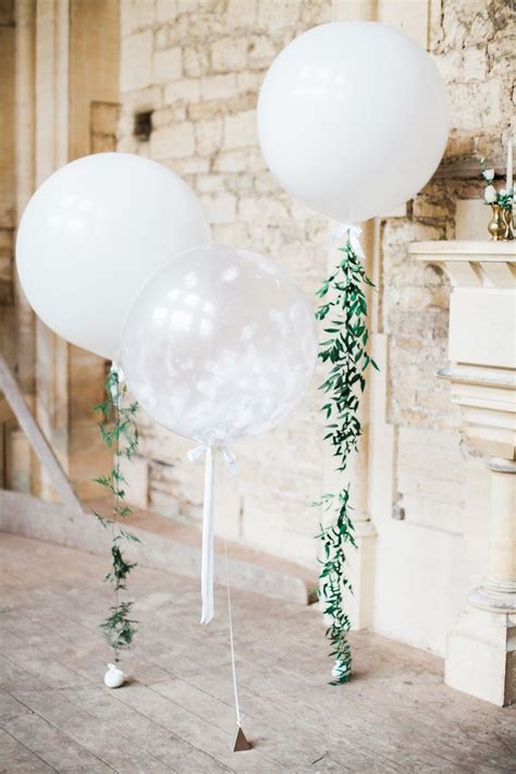 Trouwdecoratie: 25 Ideeën voor jullie bruiloft - Bruiloft Inspiratie | Wedding balloon ...