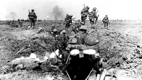 Haunting Photos of WWI Soldiers at the Battle of the Somme | HISTORY Channel