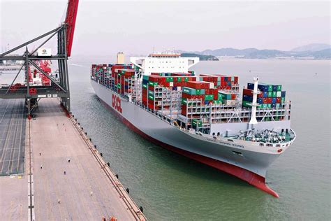 OOCL changes Italian port call on its transatlantic service - Container News