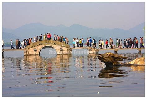 The Broken Bridge at West Lake Hangzhou