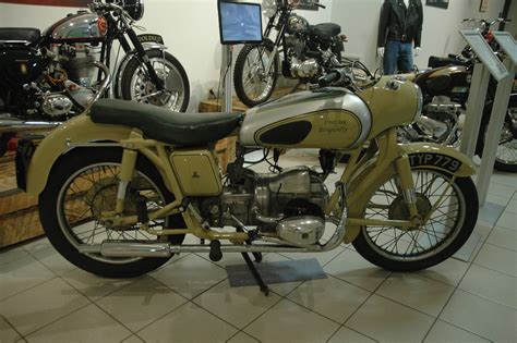 1957 Douglas Dragonfly | British invasion, Invasion, Dragonfly