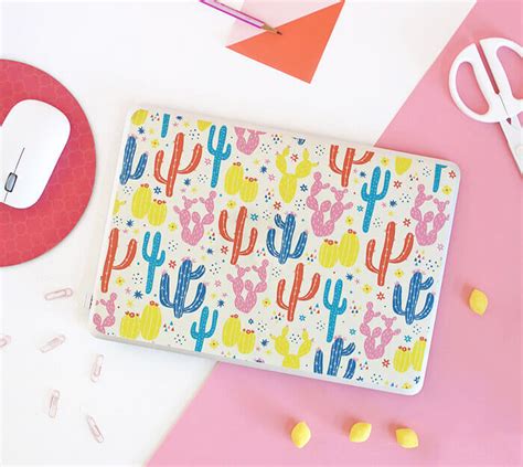 How to Make a DIY Laptop Skin with Printable Vinyl - Persia Lou