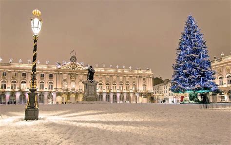 Place Stanislas sous la neige ! ️ ️ ️ #Nancy | Nancy france, La place ...