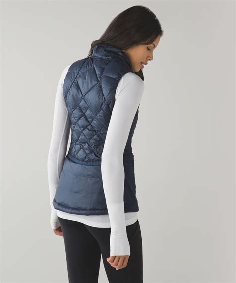 Lululemon Down For A Run Vest - Inkwell | Womens running jacket, Clothes, Technical clothing