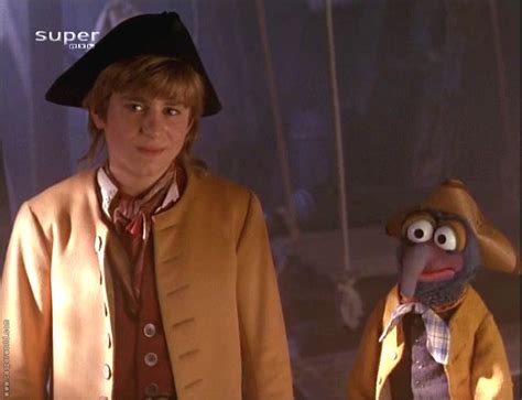 Picture of Kevin Bishop in Muppet Treasure Island - kbi-muppets_043.jpg | Teen Idols 4 You