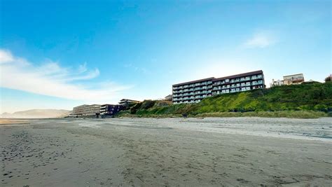 Welcome to Our Charming Oceanfront Hotel in Lincoln City, OR | Starfish ...