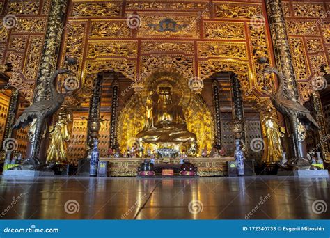 Vietnam Chua Bai Dinh Pagoda in Ninh Binh Editorial Stock Photo - Image of ancient, cloud: 172340733