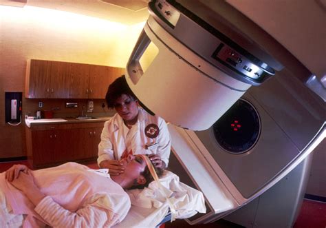 What is radiotherapy treatment? - Adelaide Radiotherapy Centre