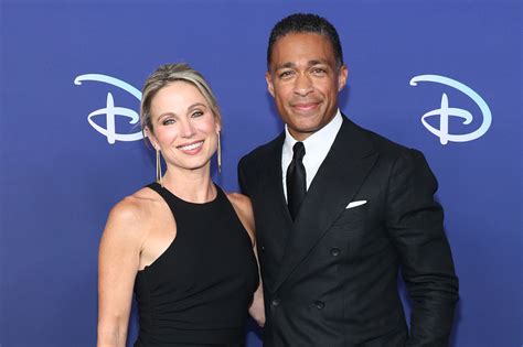 GMA hosts Amy Robach, T.J. Holmes deactivate social media accounts amid romance rumors | Nestia