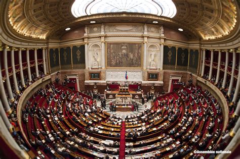 Passe sanitaire : le projet de loi adopté en première lecture à l ...