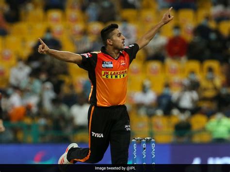 Umran Malik Bowls Fastest Delivery Of IPL 2021, Twitter Lauds SRH Pacer ...