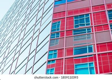 Reflection On Facade Building Across Street Stock Photo 782492908 ...