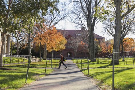 Harvard Yard | News | The Harvard Crimson