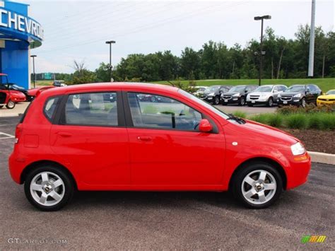 2006 Victory Red Chevrolet Aveo LT Hatchback #57874008 | GTCarLot.com ...