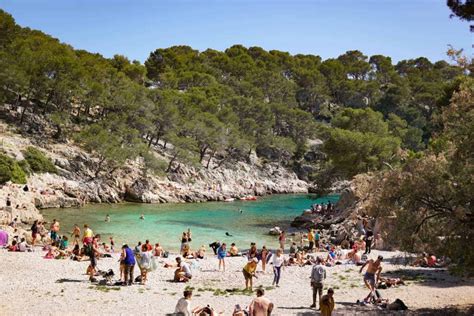 Hiking the Calanques de Cassis in Provence, France