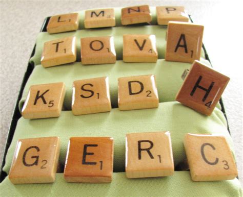 Scrabble Tile Rings & Display | tamdoll's workspace