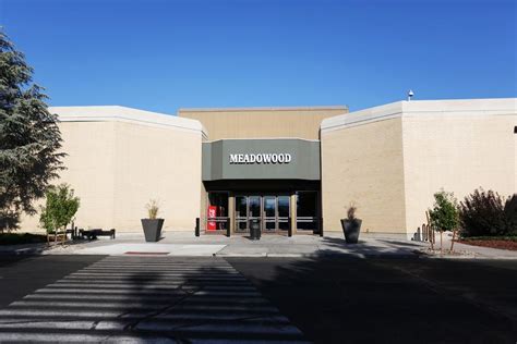 Meadowood Mall, 5000 Meadowood Mall Cir, Reno, NV, Shopping Centers & Malls - MapQuest