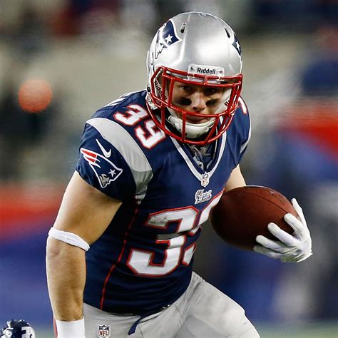 Danny Woodhead Injury: Updates on Patriots RB's Hand | News, Scores, Highlights, Stats, and ...