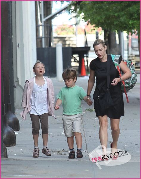 Kate Winslet walks with her kids - Kate Winslet Photo (6421982) - Fanpop