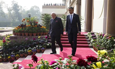 Obama's visit to India: Of handshakes and hugs - World - DAWN.COM