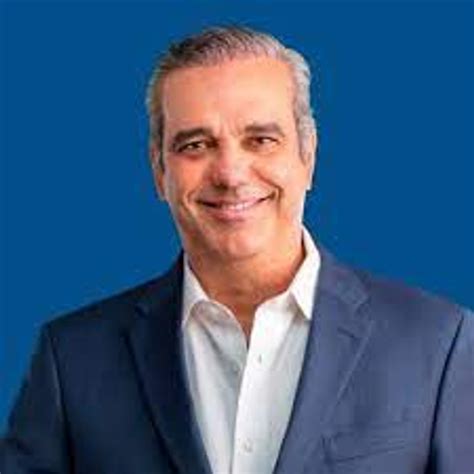 Luis Abinader (Economist) - Age, Birthday, Bio, Facts, Family, Net Worth, Height & More ...