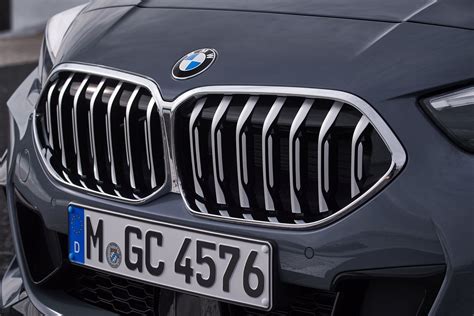 What's Up With BMW's Shape-Shifting Kidney Grille?! - autoevolution