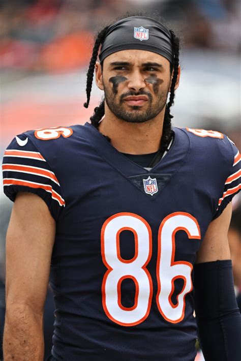 Bears Place WR Dante Pettis On IR